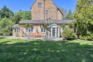 Photo 8- click for photo gallery